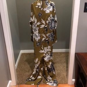 Who What Wear Floral Printed Jumpsuit
